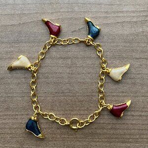 NEW Museum Shop Shoe Bracelet